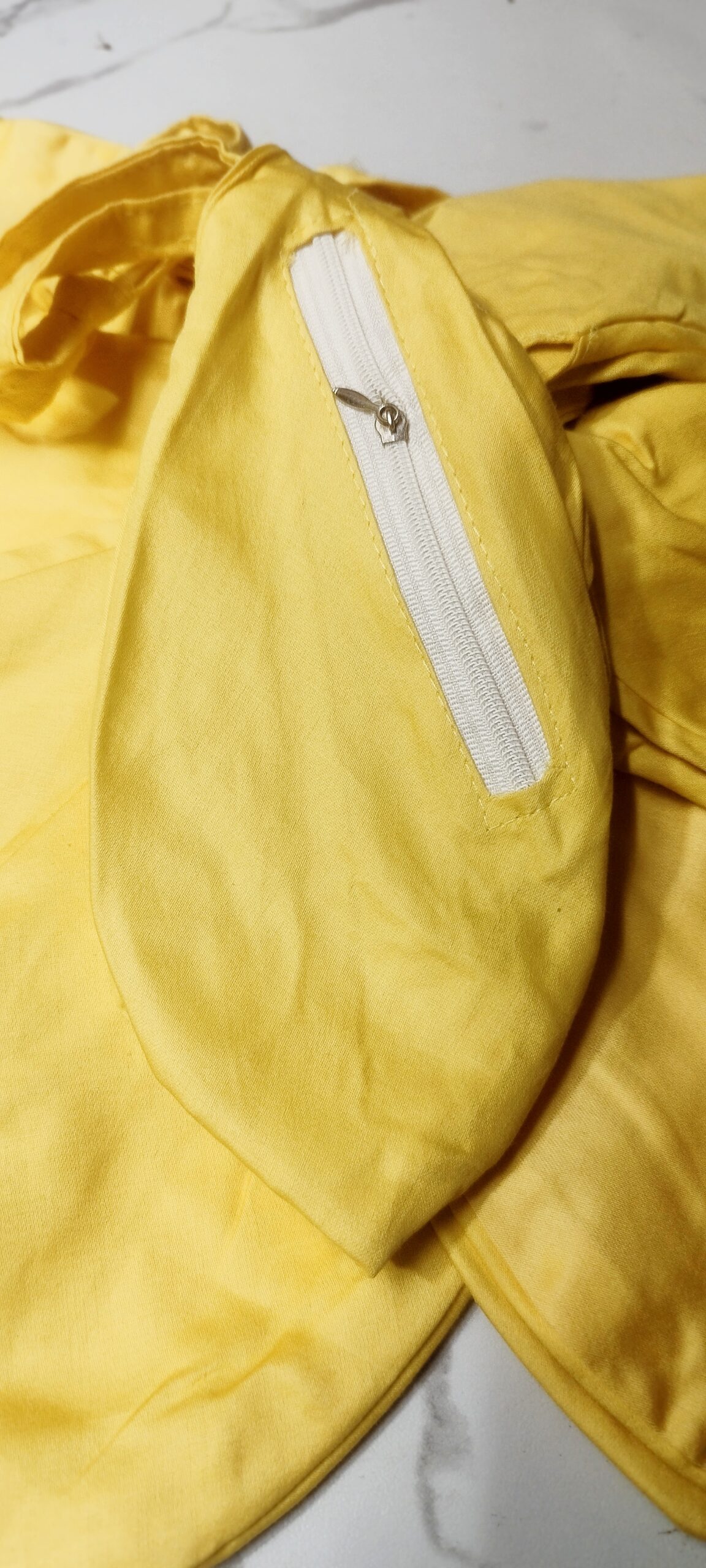 🌸 Japa Jholi Bag for Tulsi Mala – Now in Single Zip!